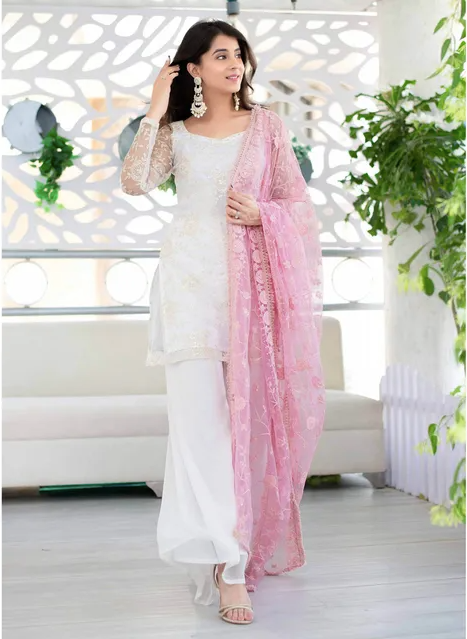 Bộ Kurta trắng kèm khăn choàng Dupatta dày (Bộ 3 món)